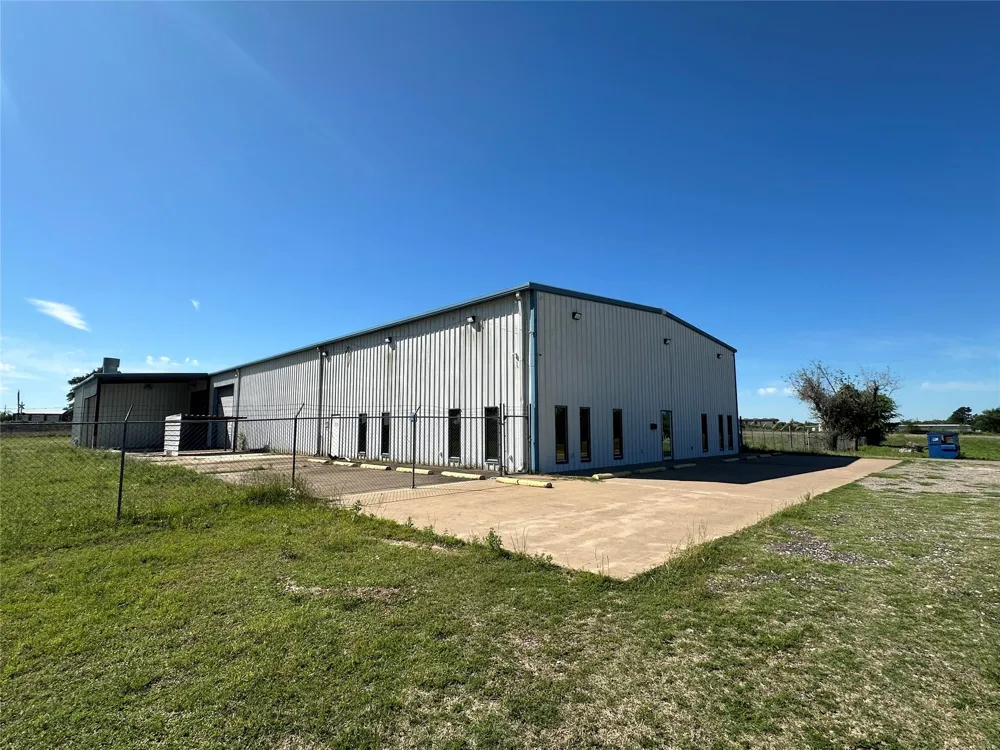 2013 W Us Highway 79 Buffalo, TX 75831