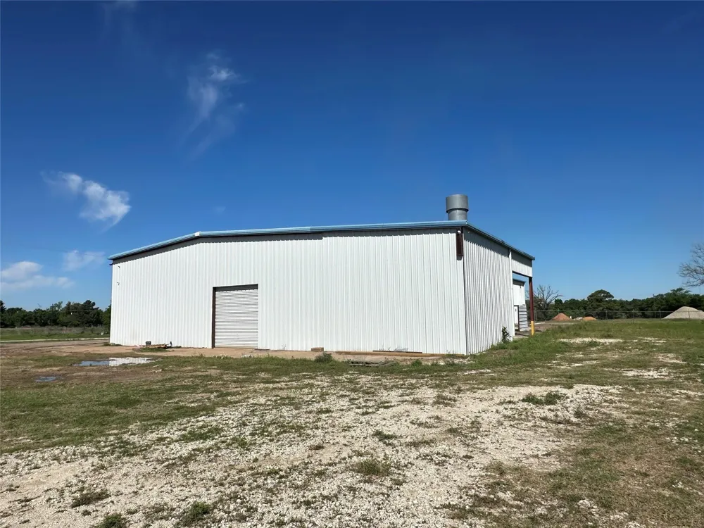 2013 W Us Highway 79 Buffalo, TX 75831