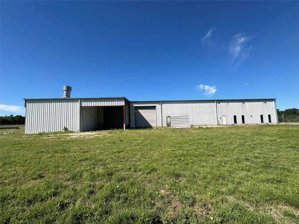 2013 W Us Highway 79 Buffalo, TX 75831