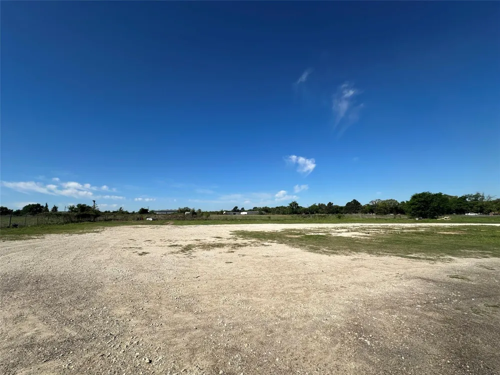 2013 W Us Highway 79 Buffalo, TX 75831