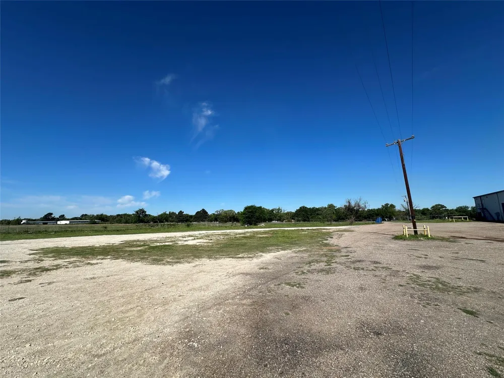2013 W Us Highway 79 Buffalo, TX 75831