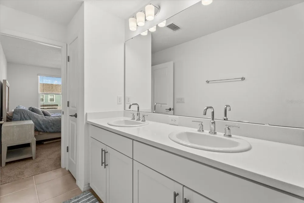 8780 DAYBREAK STREET Sarasota, FL 34241
