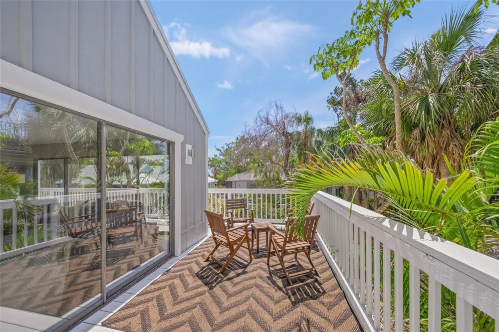 1256 RIEGELS LANDING DRIVE Sarasota, FL 34242