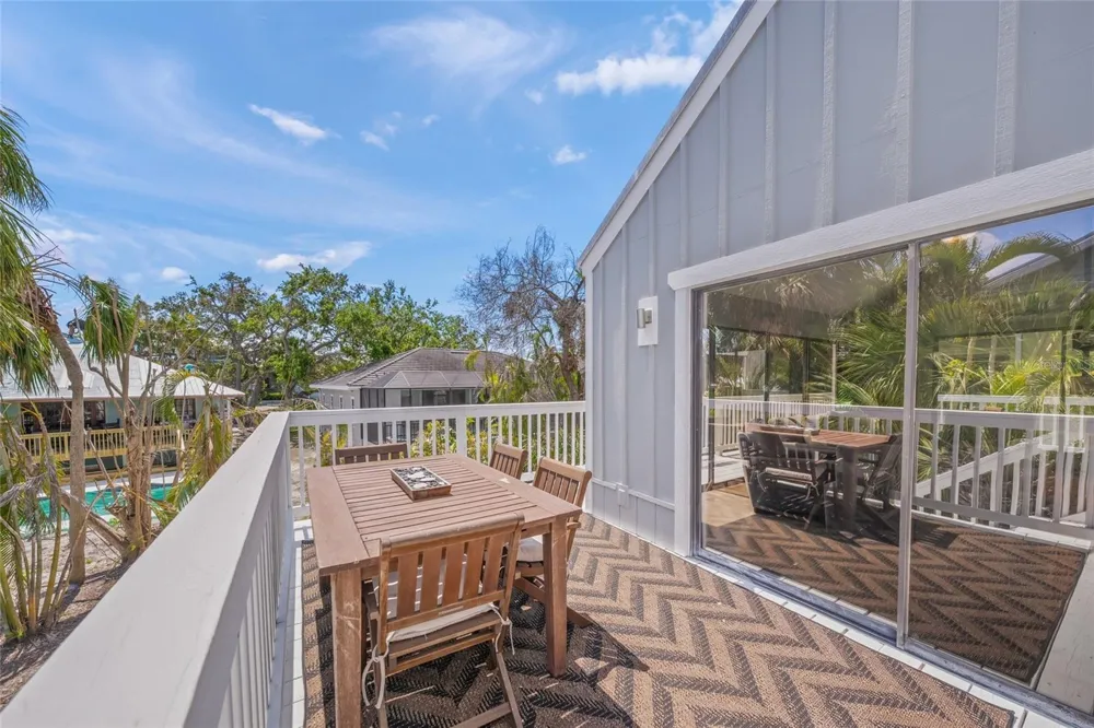 1256 RIEGELS LANDING DRIVE Sarasota, FL 34242