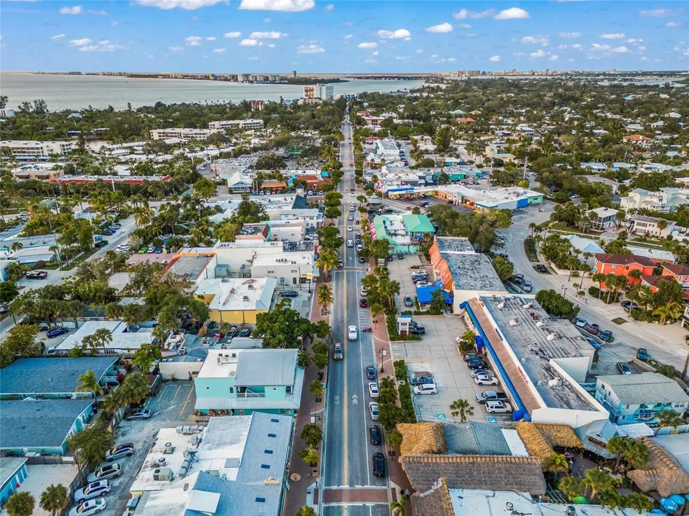 1256 RIEGELS LANDING DRIVE Sarasota, FL 34242