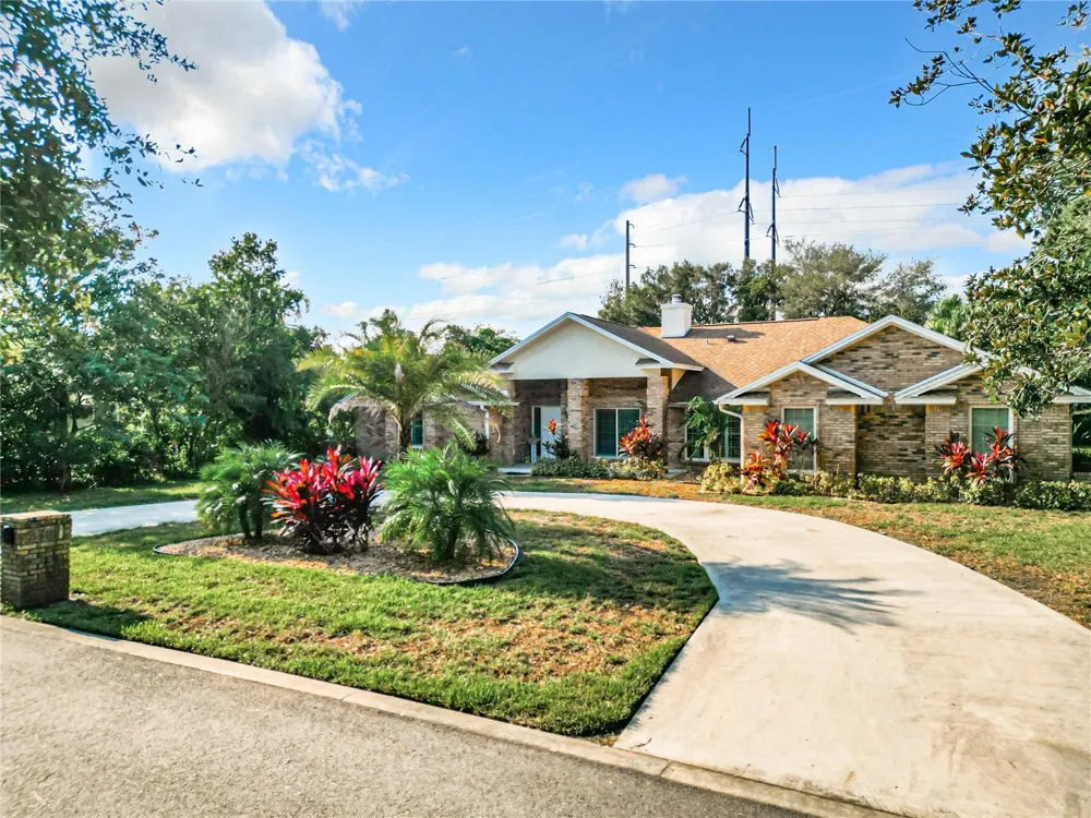 8707 FERNWICKE COURT Orlando, FL 32819