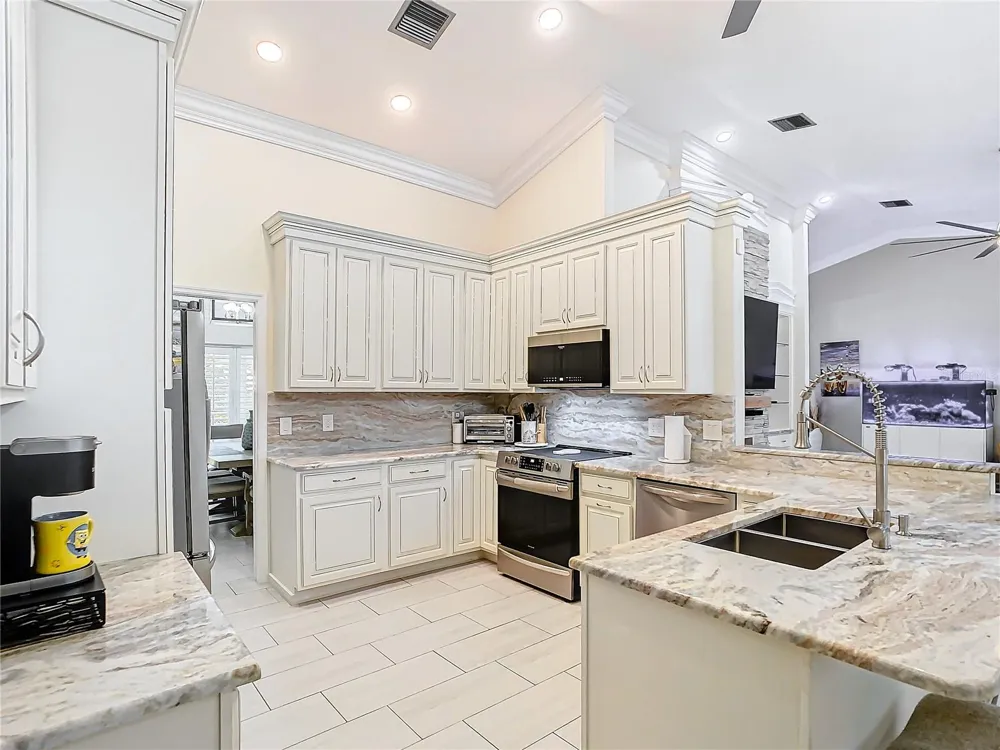 8707 FERNWICKE COURT Orlando, FL 32819
