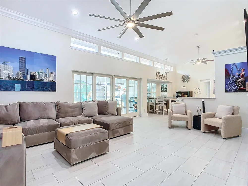8707 FERNWICKE COURT Orlando, FL 32819