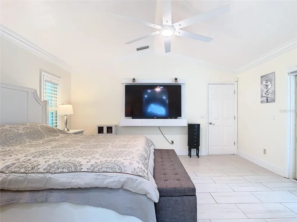 8707 FERNWICKE COURT Orlando, FL 32819