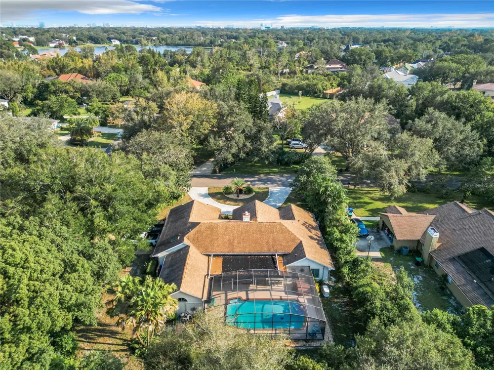 8707 FERNWICKE COURT Orlando, FL 32819