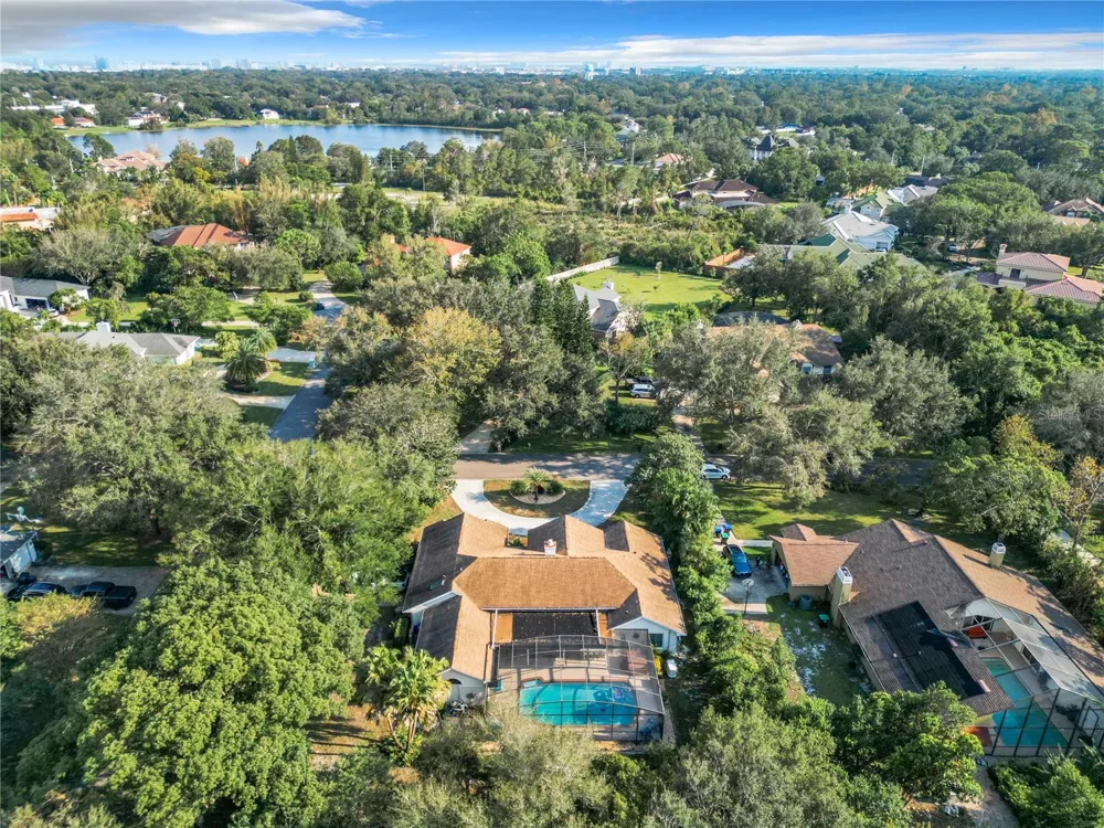 8707 FERNWICKE COURT Orlando, FL 32819
