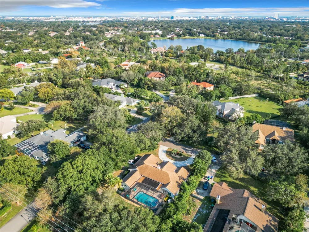 8707 FERNWICKE COURT Orlando, FL 32819