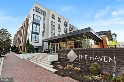 145 RIVERHAVEN DRIVE #454
