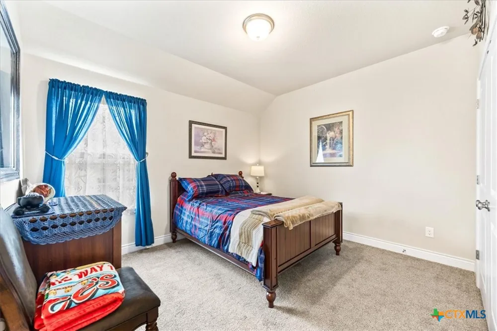 3034 Agar Park Bulverde, TX 78163