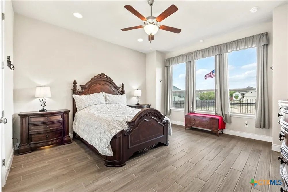 3034 Agar Park Bulverde, TX 78163
