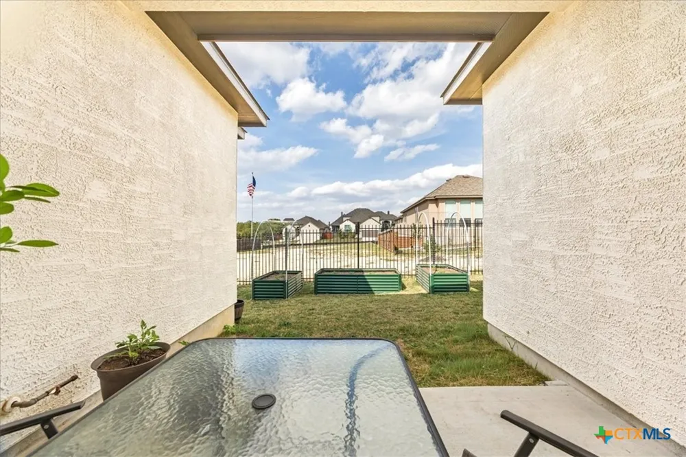 3034 Agar Park Bulverde, TX 78163