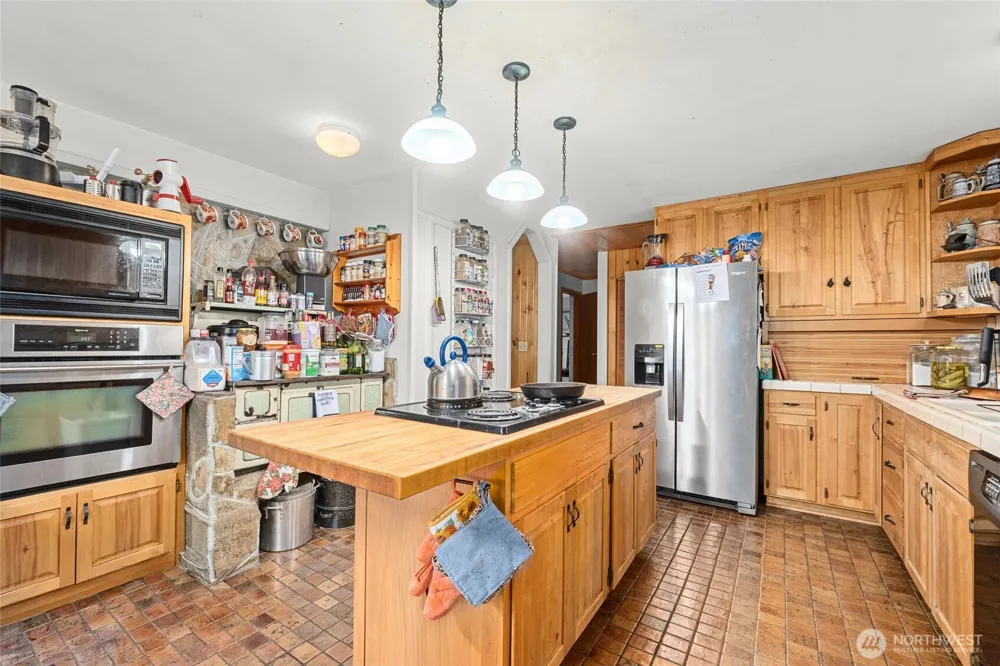3442 Moore Road Kettle Falls, WA 99141