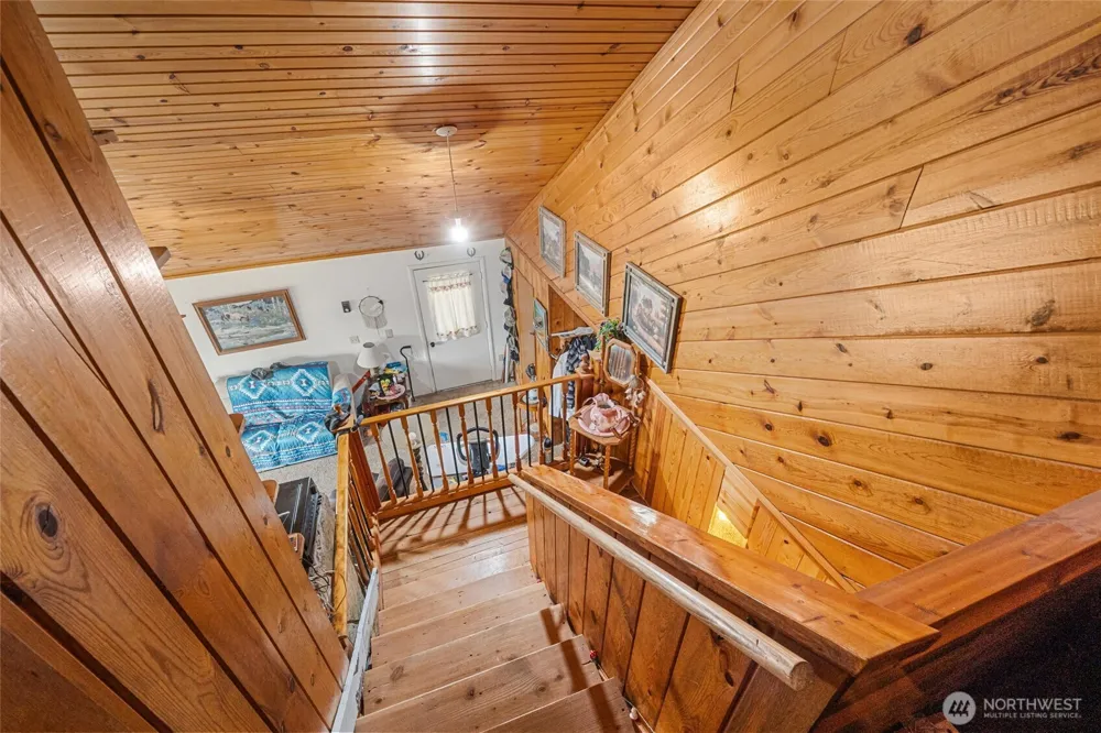 3442 Moore Road Kettle Falls, WA 99141