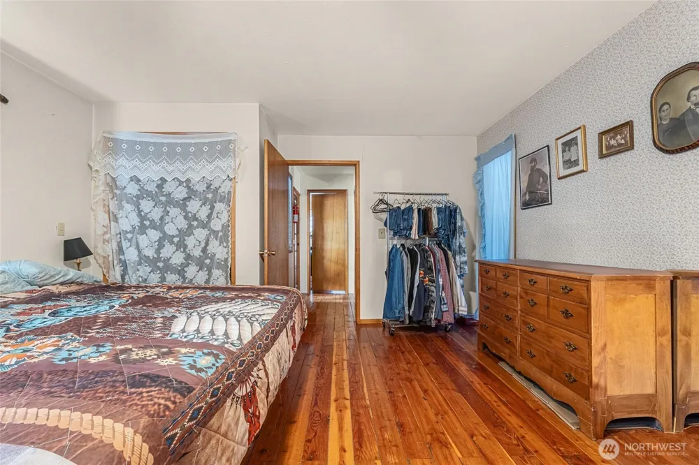 3442 Moore Road Kettle Falls, WA 99141