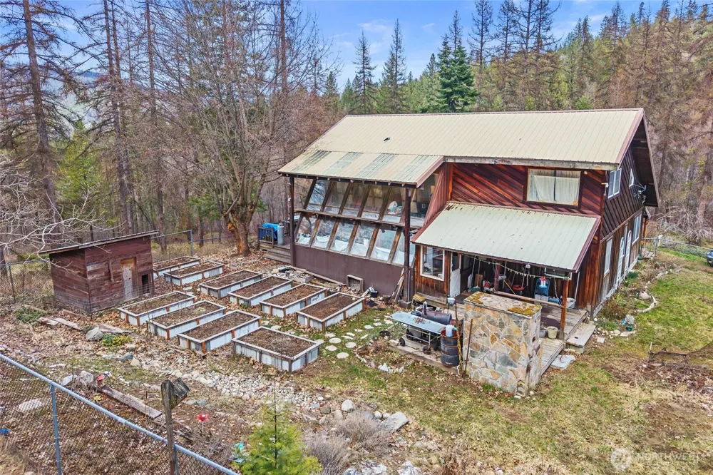 3442 Moore Road Kettle Falls, WA 99141