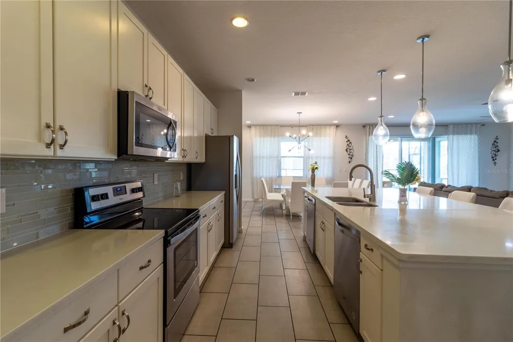 3801 SONOMA BOULEVARD Kissimmee, FL 34741