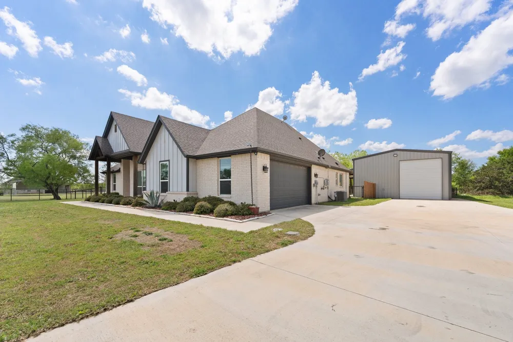 1001 Resolute Road Millsap, TX 76066