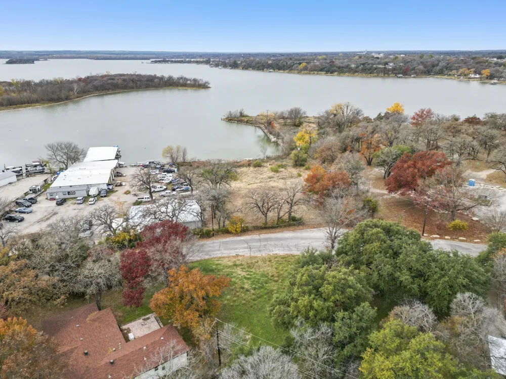 7533 Foster Drive Lake Worth, TX 76135