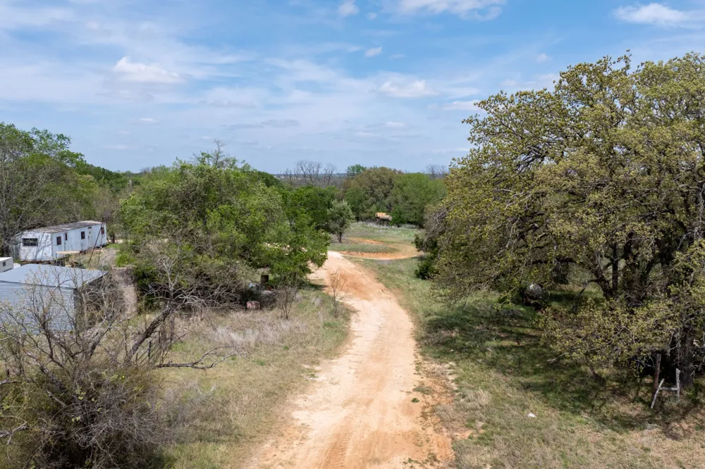 1225 County Road 189 Jonesboro, TX 76538