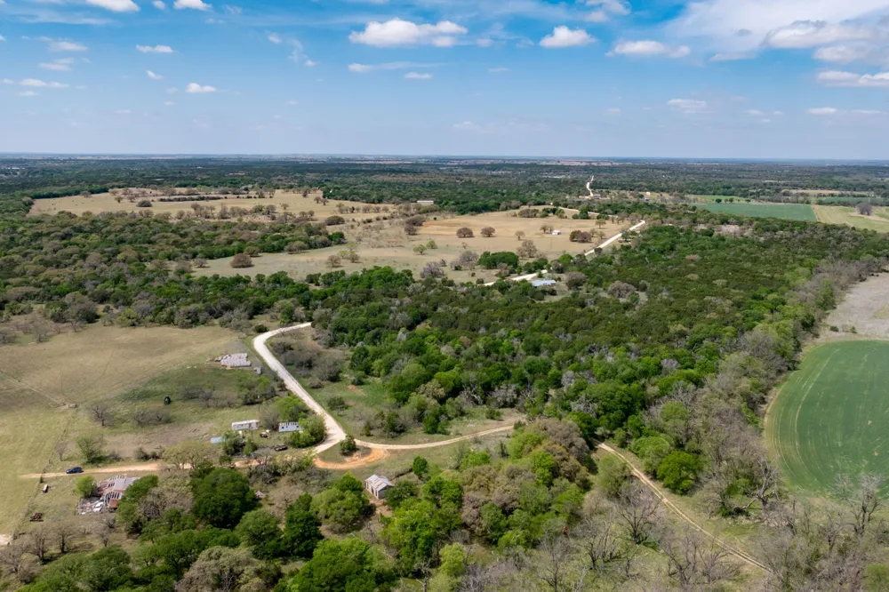 1225 County Road 189 Jonesboro, TX 76538