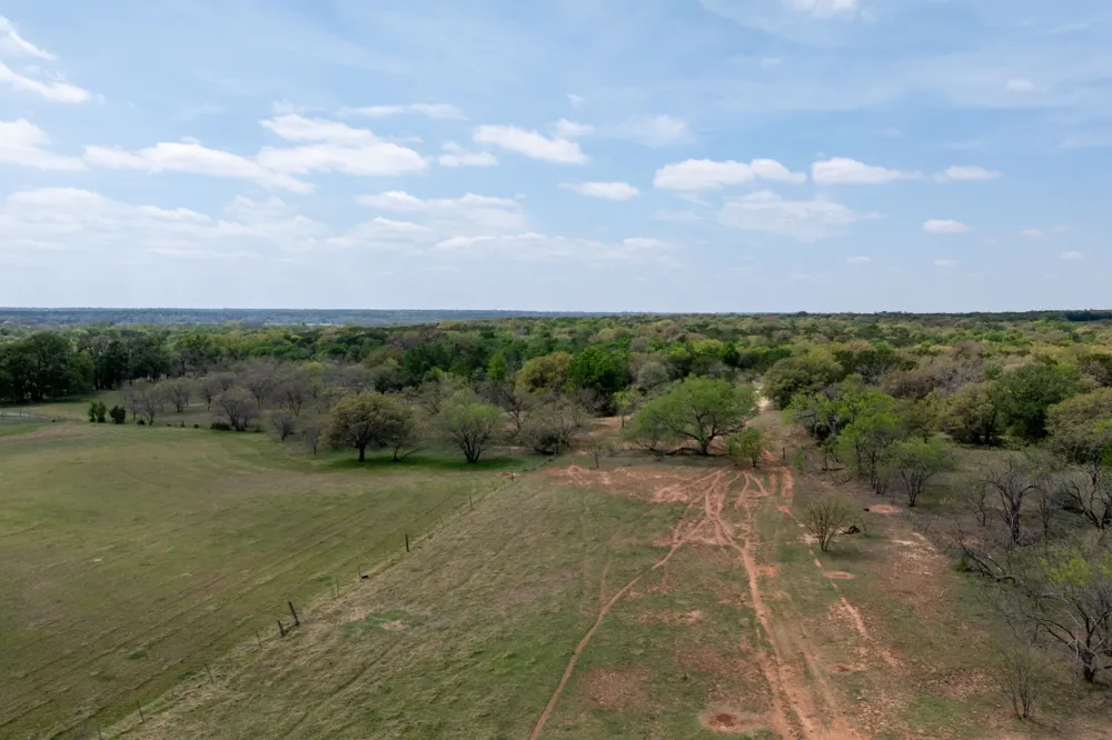 1225 County Road 189 Jonesboro, TX 76538