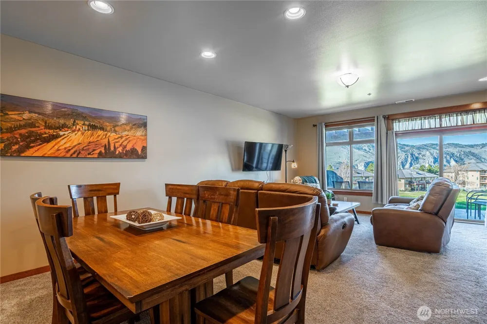 123 Red Hawk Drive Orondo, WA 98843