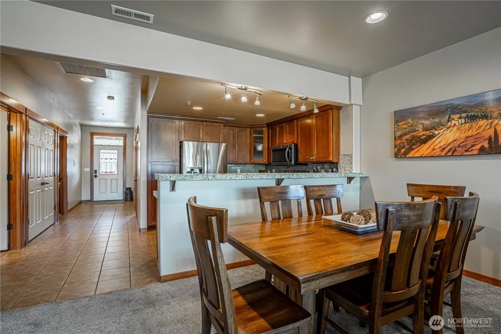 123 Red Hawk Drive Orondo, WA 98843