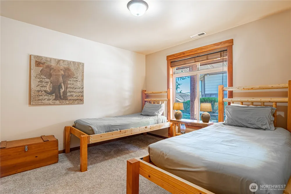 123 Red Hawk Drive Orondo, WA 98843