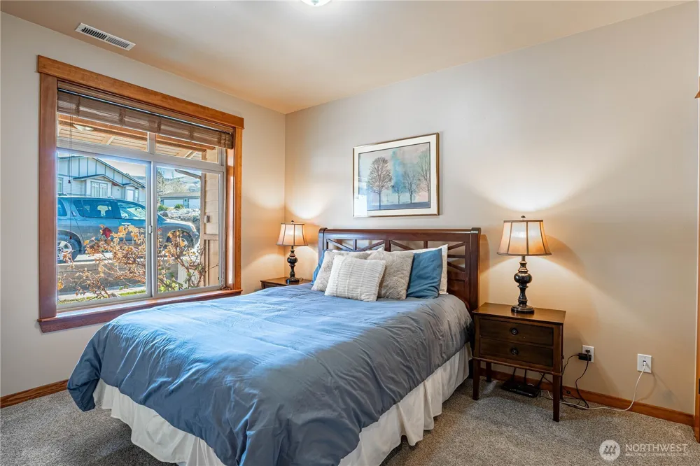 123 Red Hawk Drive Orondo, WA 98843