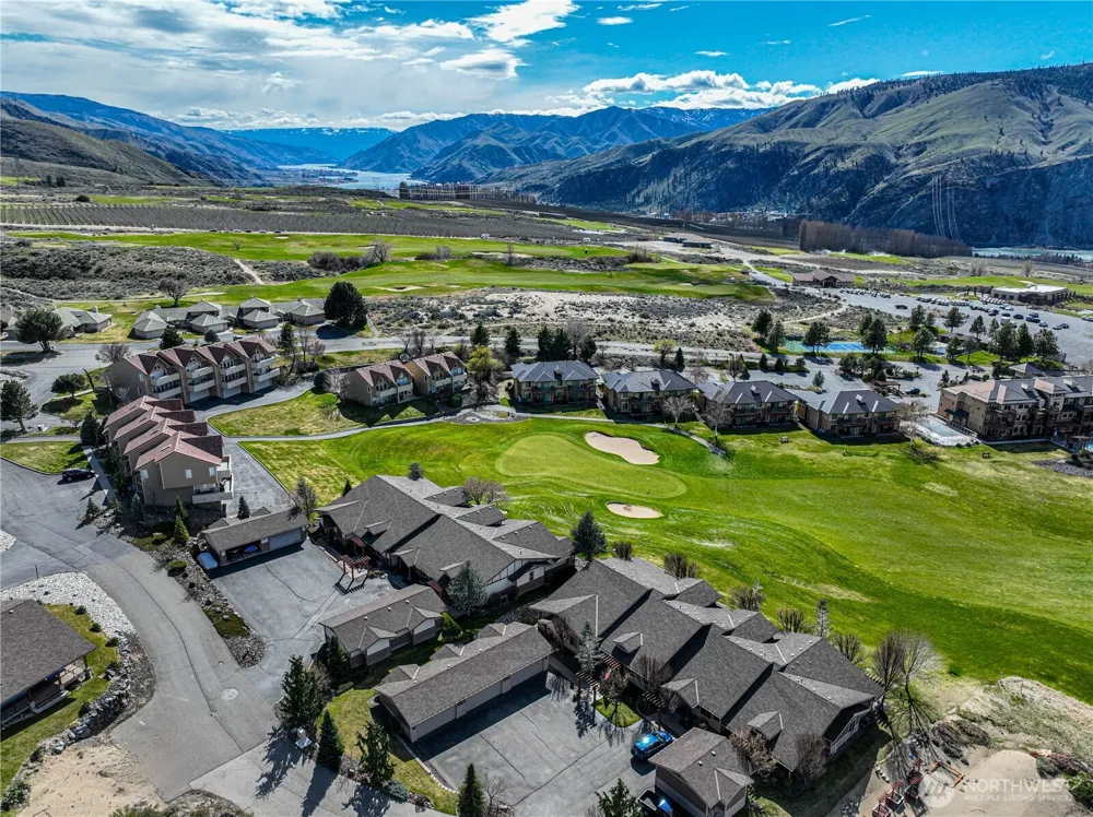 123 Red Hawk Drive Orondo, WA 98843