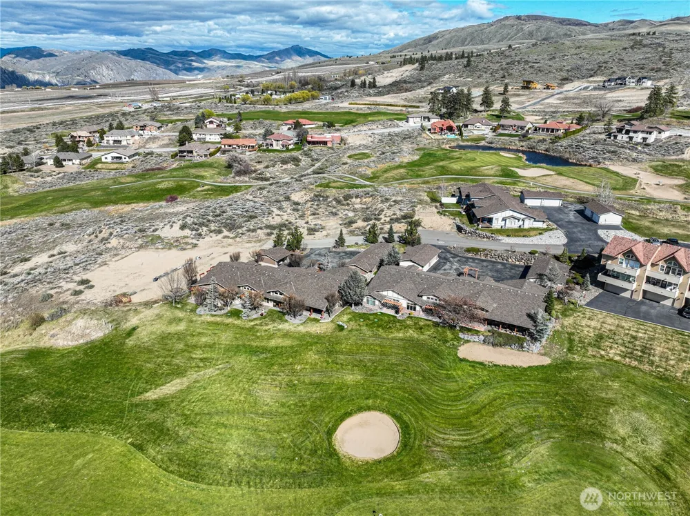 123 Red Hawk Drive Orondo, WA 98843