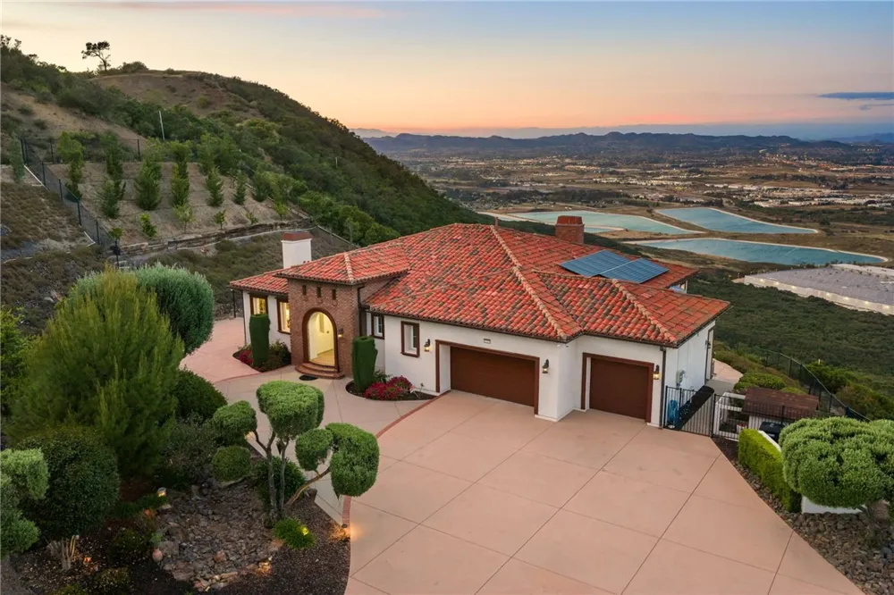 42365 Vista Montana Court Temecula, CA 92590