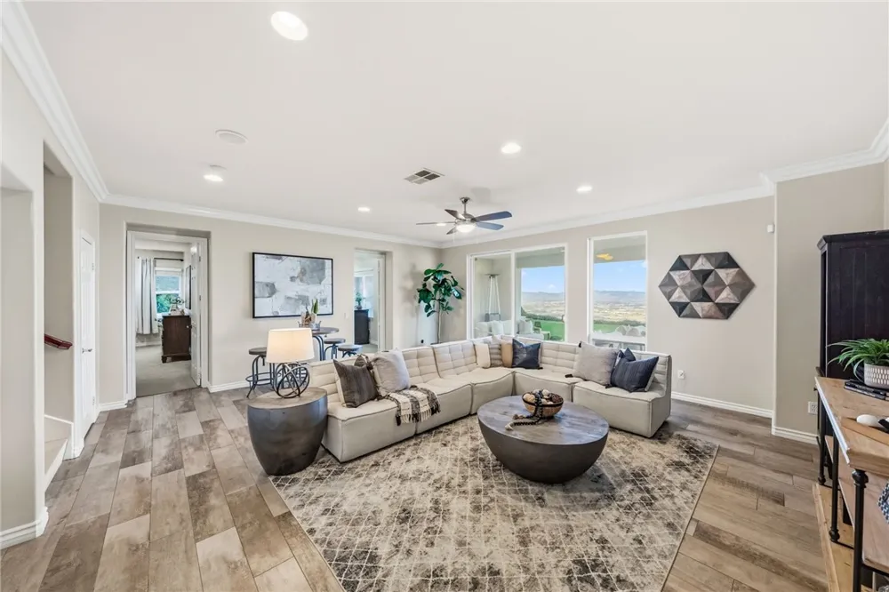 42365 Vista Montana Court Temecula, CA 92590