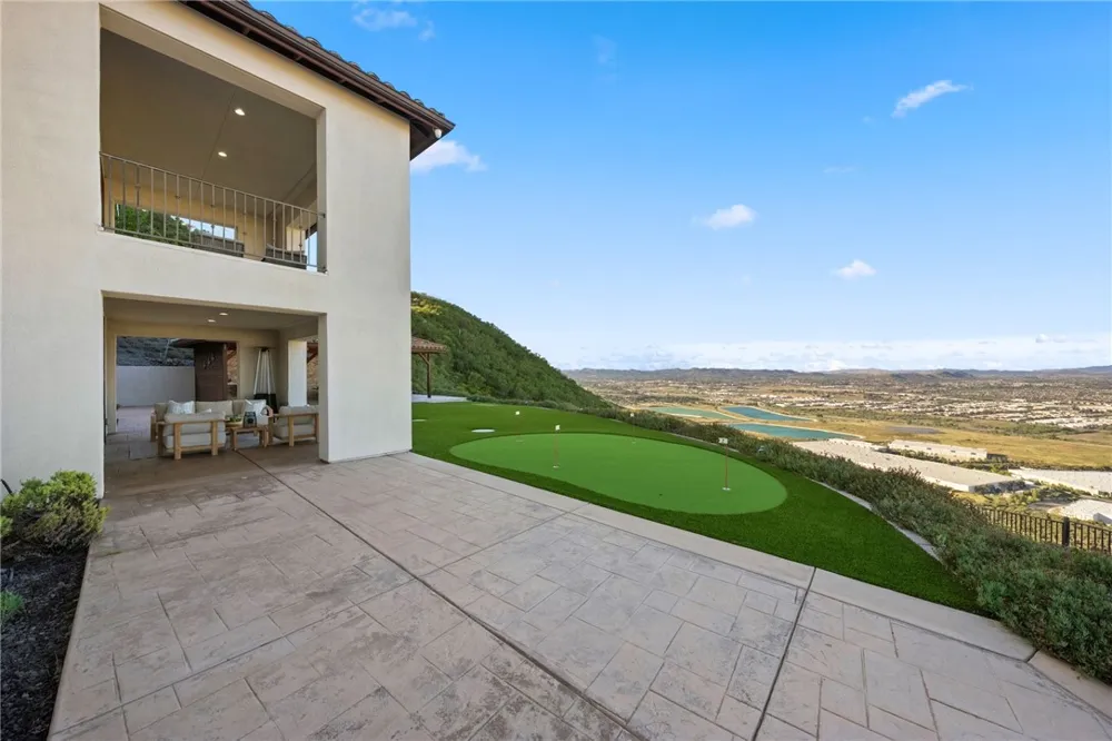 42365 Vista Montana Court Temecula, CA 92590