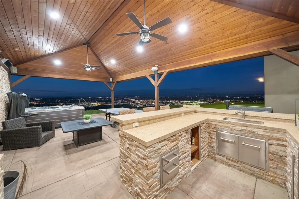 42365 Vista Montana Court Temecula, CA 92590