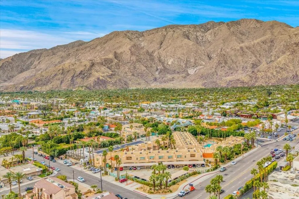 1555 Chaparral Road #334 Palm Springs, CA 92262