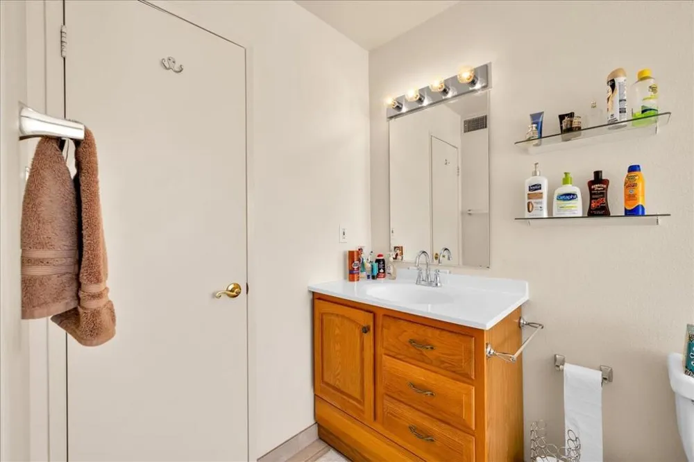 1555 Chaparral Road #334 Palm Springs, CA 92262