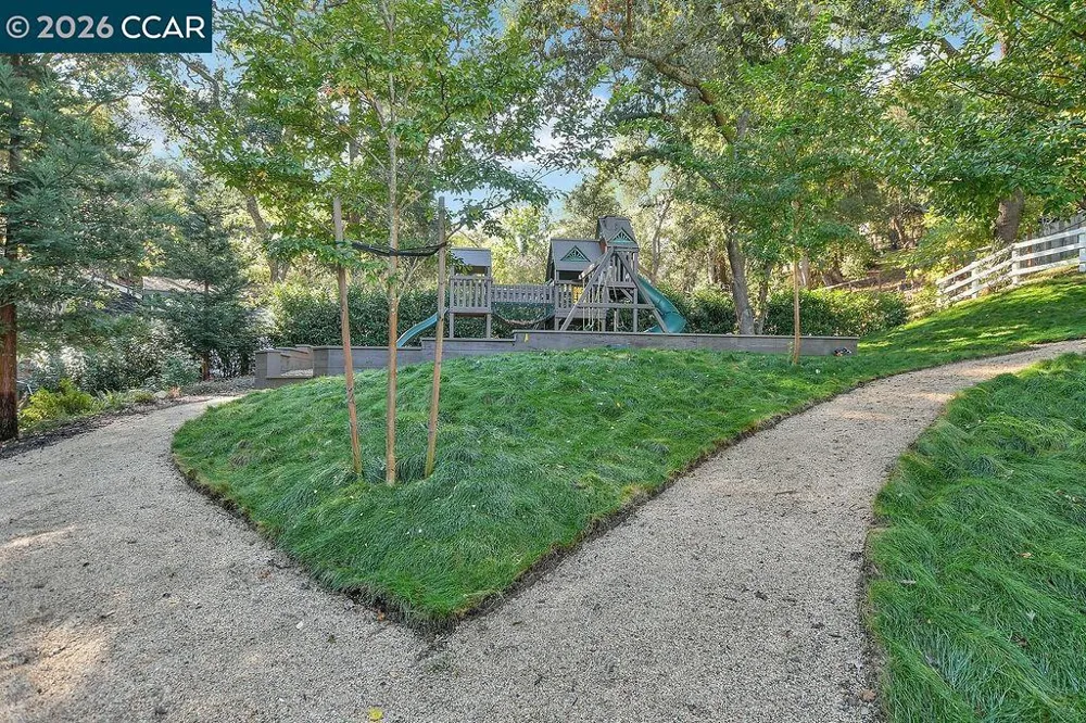 1751 Reliez Valley Road Lafayette, CA 94549