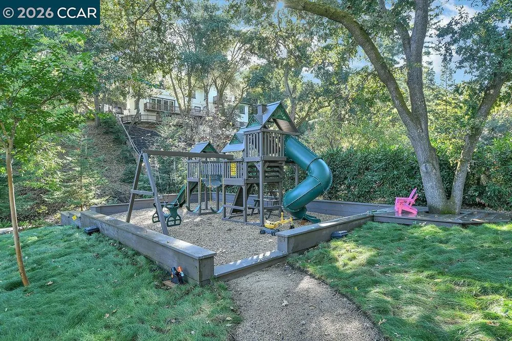 1751 Reliez Valley Road Lafayette, CA 94549