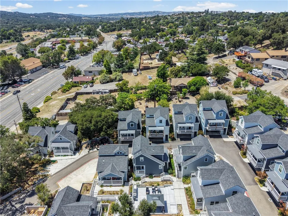 5926 Gran Paseo Way Atascadero, CA 93422