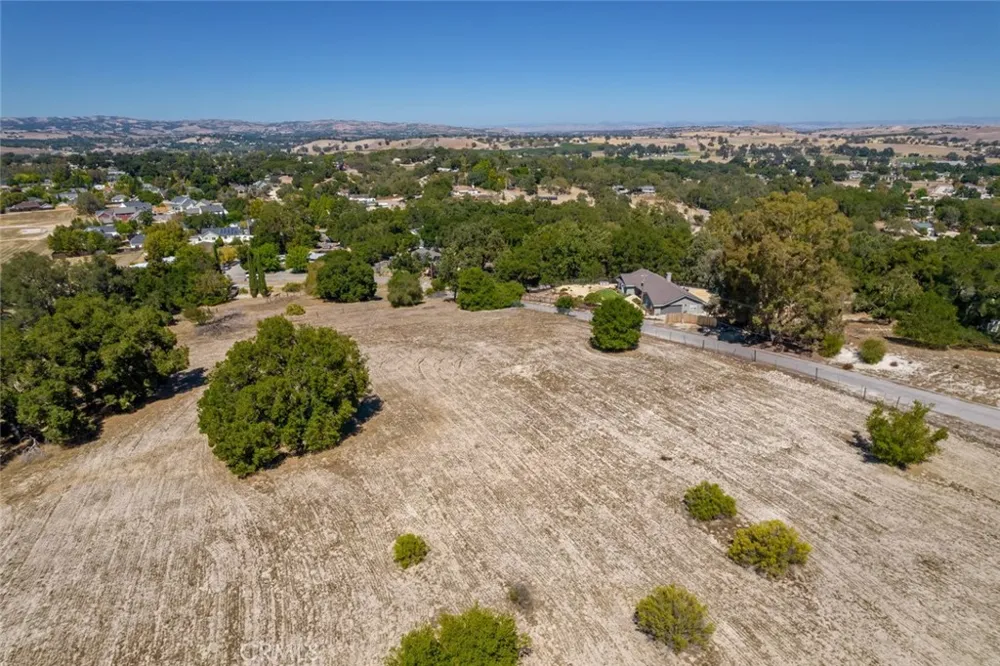 2115 El Camino Real Atascadero, CA 93422