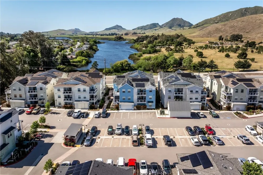 935 Madonna Rd #303 San Luis Obispo, CA 93405