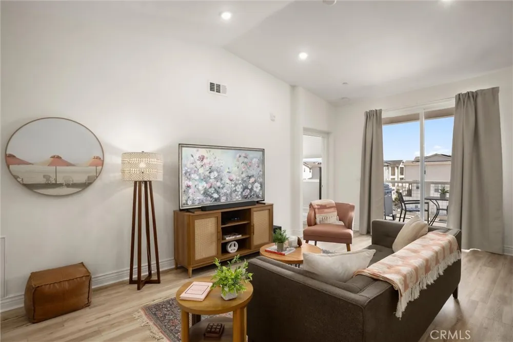 935 Madonna Rd #303 San Luis Obispo, CA 93405