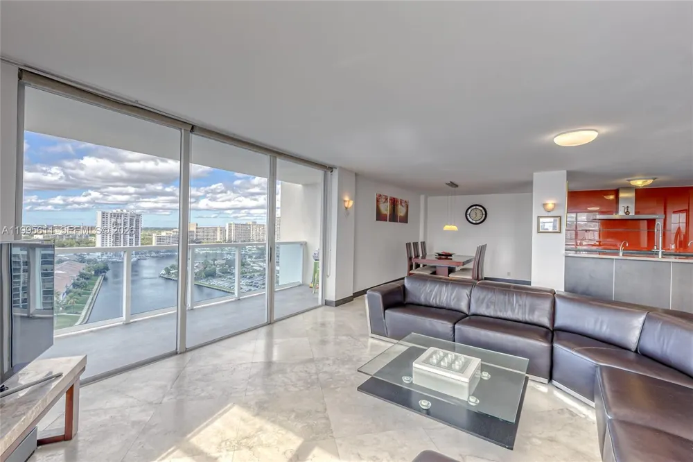 3800 S Ocean Drive #1606 Hollywood, FL 33019