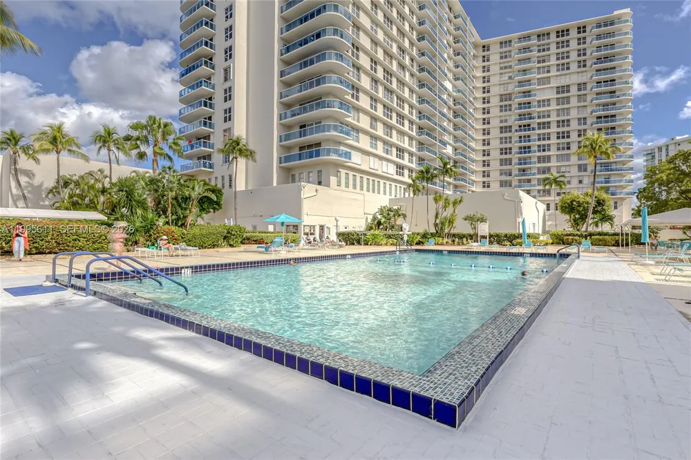 3800 S Ocean Drive #1606 Hollywood, FL 33019